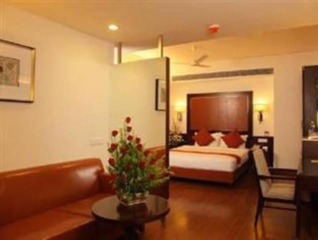 Best Western Jubilee Ridge Hyderabad Exterior photo